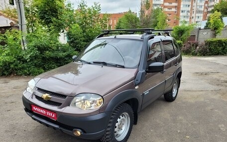 Chevrolet Niva I рестайлинг, 2015 год, 718 000 рублей, 1 фотография