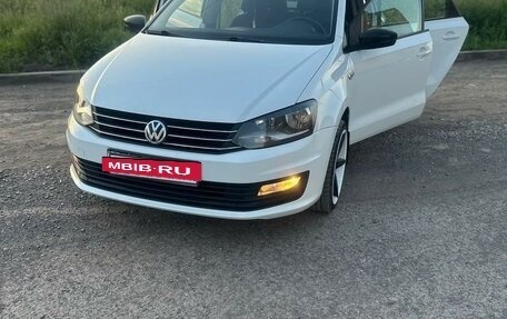 Volkswagen Polo VI (EU Market), 2018 год, 1 498 000 рублей, 6 фотография