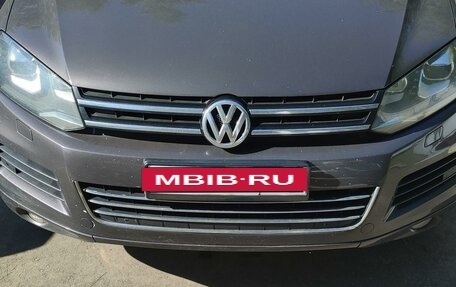 Volkswagen Touareg III, 2010 год, 1 850 000 рублей, 3 фотография