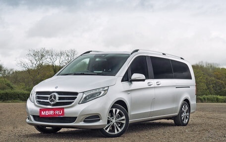 Mercedes-Benz V-Класс, 2017 год, 5 500 000 рублей, 1 фотография