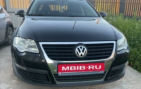 Volkswagen Passat B6, 2008 год, 950 000 рублей, 1 фотография