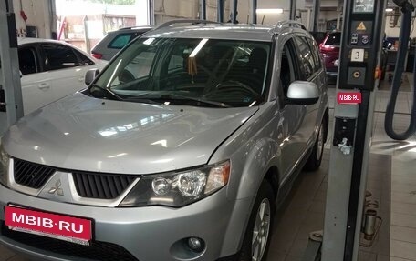 Mitsubishi Outlander III рестайлинг 3, 2008 год, 1 040 000 рублей, 1 фотография