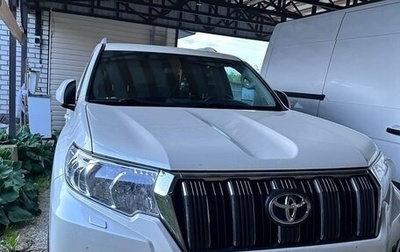 Toyota Land Cruiser Prado 150 рестайлинг 2, 2018 год, 5 300 000 рублей, 1 фотография