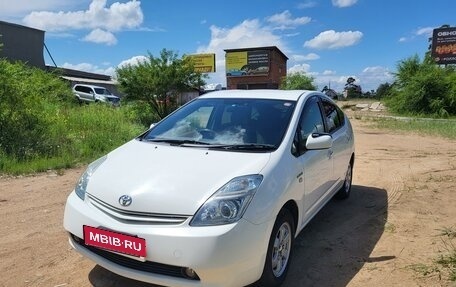 Toyota Prius, 2011 год, 950 000 рублей, 1 фотография