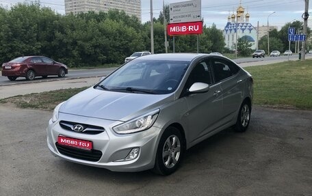 Hyundai Solaris II рестайлинг, 2013 год, 1 050 000 рублей, 1 фотография