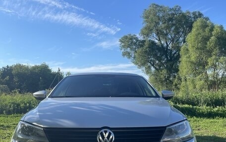 Volkswagen Jetta VI, 2012 год, 1 380 000 рублей, 1 фотография