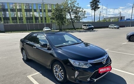 Toyota Camry, 2015 год, 2 250 000 рублей, 2 фотография