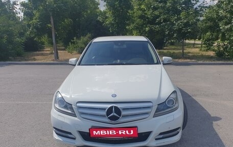 Mercedes-Benz C-Класс, 2011 год, 1 350 000 рублей, 1 фотография