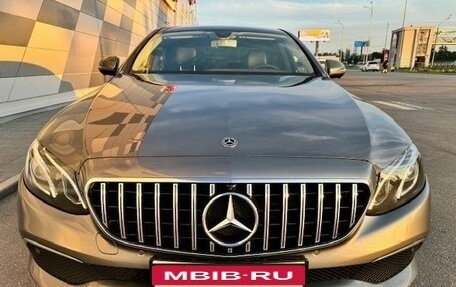 Mercedes-Benz E-Класс, 2019 год, 3 350 000 рублей, 2 фотография