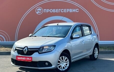 Renault Sandero II рестайлинг, 2014 год, 810 000 рублей, 1 фотография