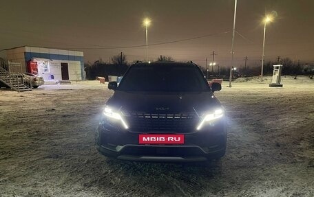 KIA Carnival, 2022 год, 5 300 000 рублей, 2 фотография