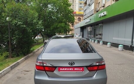 Toyota Camry, 2016 год, 1 900 000 рублей, 6 фотография