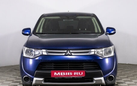 Mitsubishi Outlander III рестайлинг 3, 2014 год, 1 325 000 рублей, 2 фотография