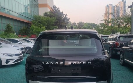 Land Rover Range Rover IV рестайлинг, 2024 год, 29 100 000 рублей, 3 фотография