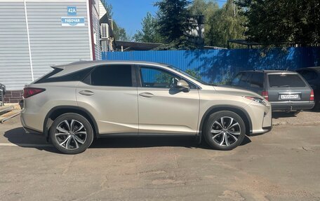 Lexus RX IV рестайлинг, 2018 год, 4 400 000 рублей, 3 фотография