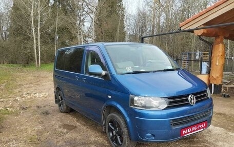 Volkswagen Caravelle T5, 2013 год, 1 680 000 рублей, 4 фотография