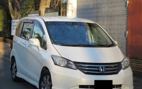 Honda Freed I, 2011 год, 890 000 рублей, 3 фотография