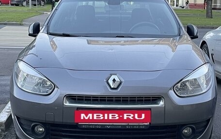 Renault Fluence I, 2011 год, 870 000 рублей, 2 фотография