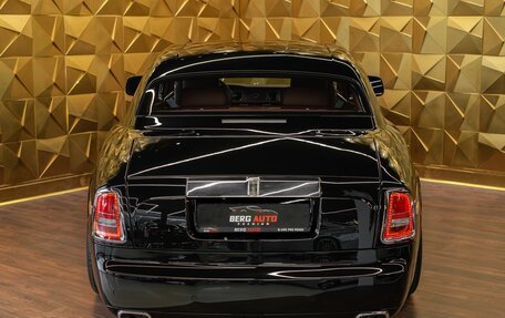 Rolls-Royce Phantom VII рестайлинг, 2010 год, 26 800 000 рублей, 4 фотография