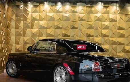 Rolls-Royce Phantom VII рестайлинг, 2010 год, 26 800 000 рублей, 2 фотография