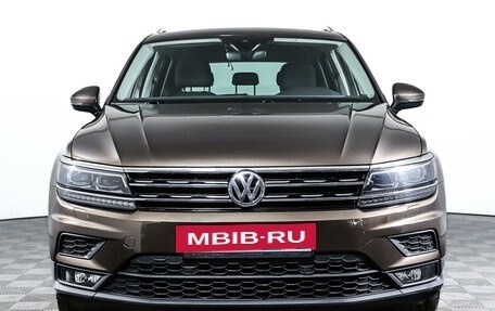 Volkswagen Tiguan II, 2020 год, 3 418 000 рублей, 2 фотография