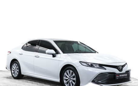 Toyota Camry, 2018 год, 2 638 000 рублей, 3 фотография