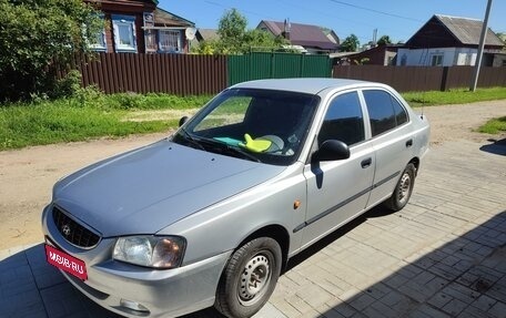 Hyundai Accent II, 2004 год, 340 000 рублей, 1 фотография