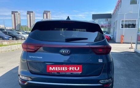 KIA Sportage IV рестайлинг, 2020 год, 2 399 000 рублей, 6 фотография