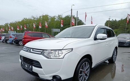 Mitsubishi Outlander III рестайлинг 3, 2012 год, 1 499 995 рублей, 3 фотография