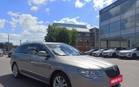 Skoda Superb III рестайлинг, 2011 год, 1 049 000 рублей, 3 фотография