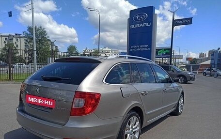 Skoda Superb III рестайлинг, 2011 год, 1 049 000 рублей, 4 фотография