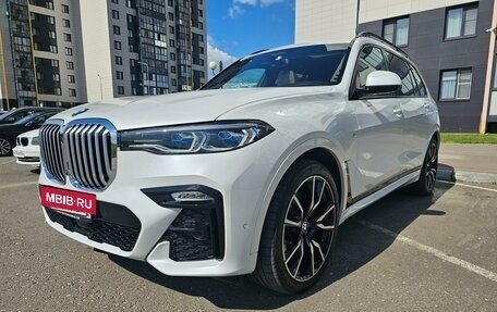 BMW X7, 2021 год, 11 950 000 рублей, 6 фотография