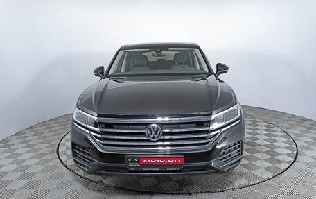 Volkswagen Touareg III, 2019 год, 5 980 000 рублей, 2 фотография