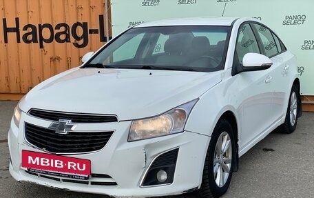 Chevrolet Cruze II, 2014 год, 800 000 рублей, 3 фотография