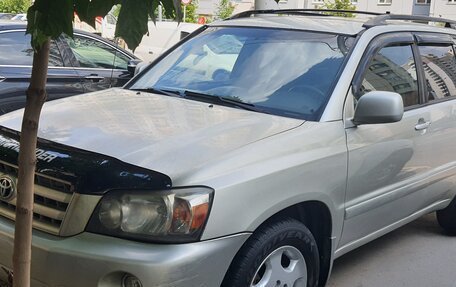 Toyota Highlander III, 2002 год, 1 080 000 рублей, 1 фотография