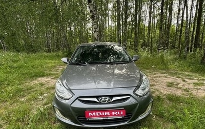 Hyundai Solaris II рестайлинг, 2011 год, 650 000 рублей, 1 фотография