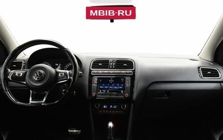 Volkswagen Polo VI (EU Market), 2017 год, 1 130 000 рублей, 5 фотография