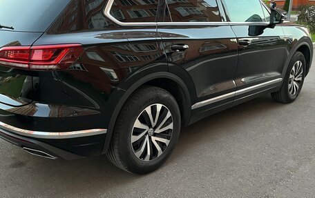 Volkswagen Touareg III, 2018 год, 5 150 000 рублей, 4 фотография