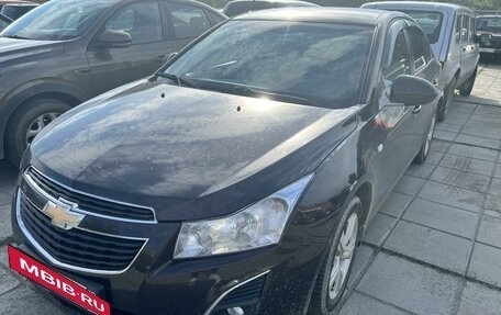 Chevrolet Cruze II, 2013 год, 910 000 рублей, 3 фотография