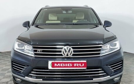 Volkswagen Touareg III, 2016 год, 3 399 000 рублей, 2 фотография