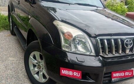 Toyota Land Cruiser Prado 120 рестайлинг, 2007 год, 2 700 000 рублей, 4 фотография