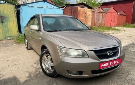 Hyundai Sonata VI, 2005 год, 450 000 рублей, 4 фотография