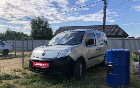 Renault Kangoo II рестайлинг, 2010 год, 720 000 рублей, 4 фотография