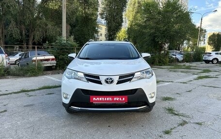 Toyota RAV4, 2014 год, 1 860 000 рублей, 3 фотография