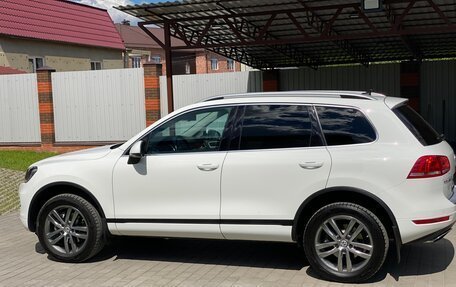 Volkswagen Touareg III, 2014 год, 3 050 000 рублей, 3 фотография