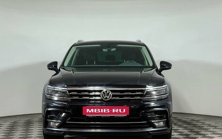 Volkswagen Tiguan II, 2018 год, 3 448 000 рублей, 2 фотография