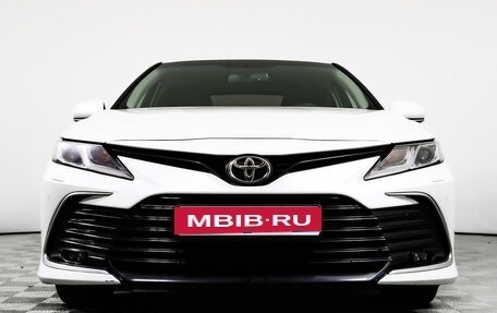 Toyota Camry, 2021 год, 3 165 000 рублей, 2 фотография