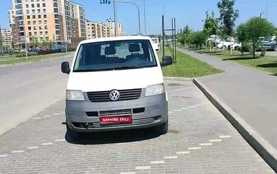 Volkswagen Transporter T5 рестайлинг, 2008 год, 900 000 рублей, 1 фотография