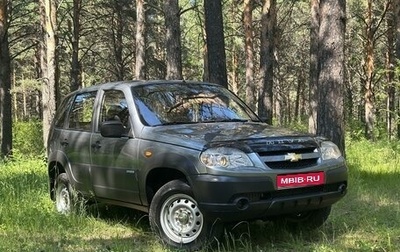 Chevrolet Niva I рестайлинг, 2010 год, 577 000 рублей, 1 фотография