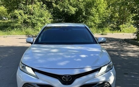 Toyota Camry, 2018 год, 2 790 000 рублей, 1 фотография